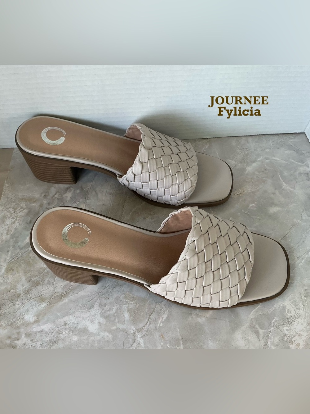 Journee Collection Women's Fylicia Slide Block Heel Mule Gray Size 8